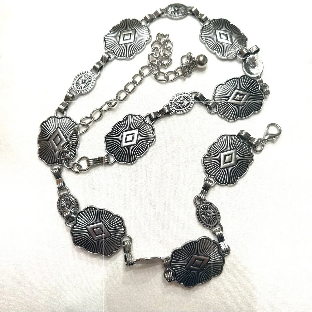 Silver Concho Belt Weatern Cowboy Belt - Picture 2 of 5